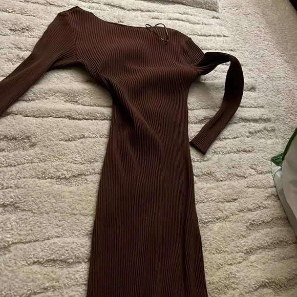 🐶 BROWN RIBBED MIDI DRESS - Worn 1x from Zara - Picture 4 of 4